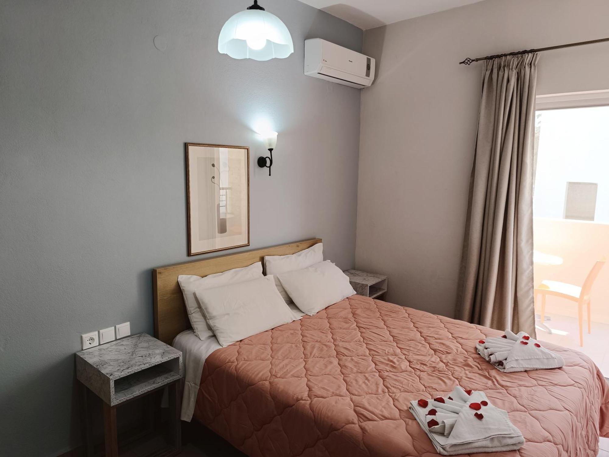 Miramare Apartments Платаньяс Экстерьер фото